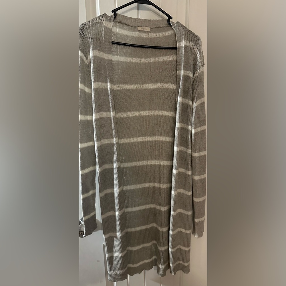 Women So Perla Grey and White Cardigan Like New SzS
